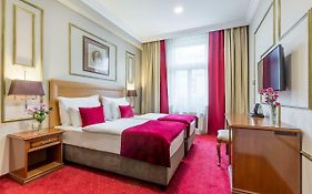 Hotel Caruso